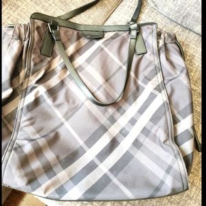 BURBERRY NYLON TOTE